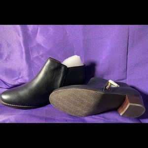 Women's Vionic Jolene Ankle Boots